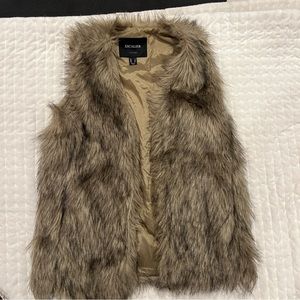 Escalier faux fur vest